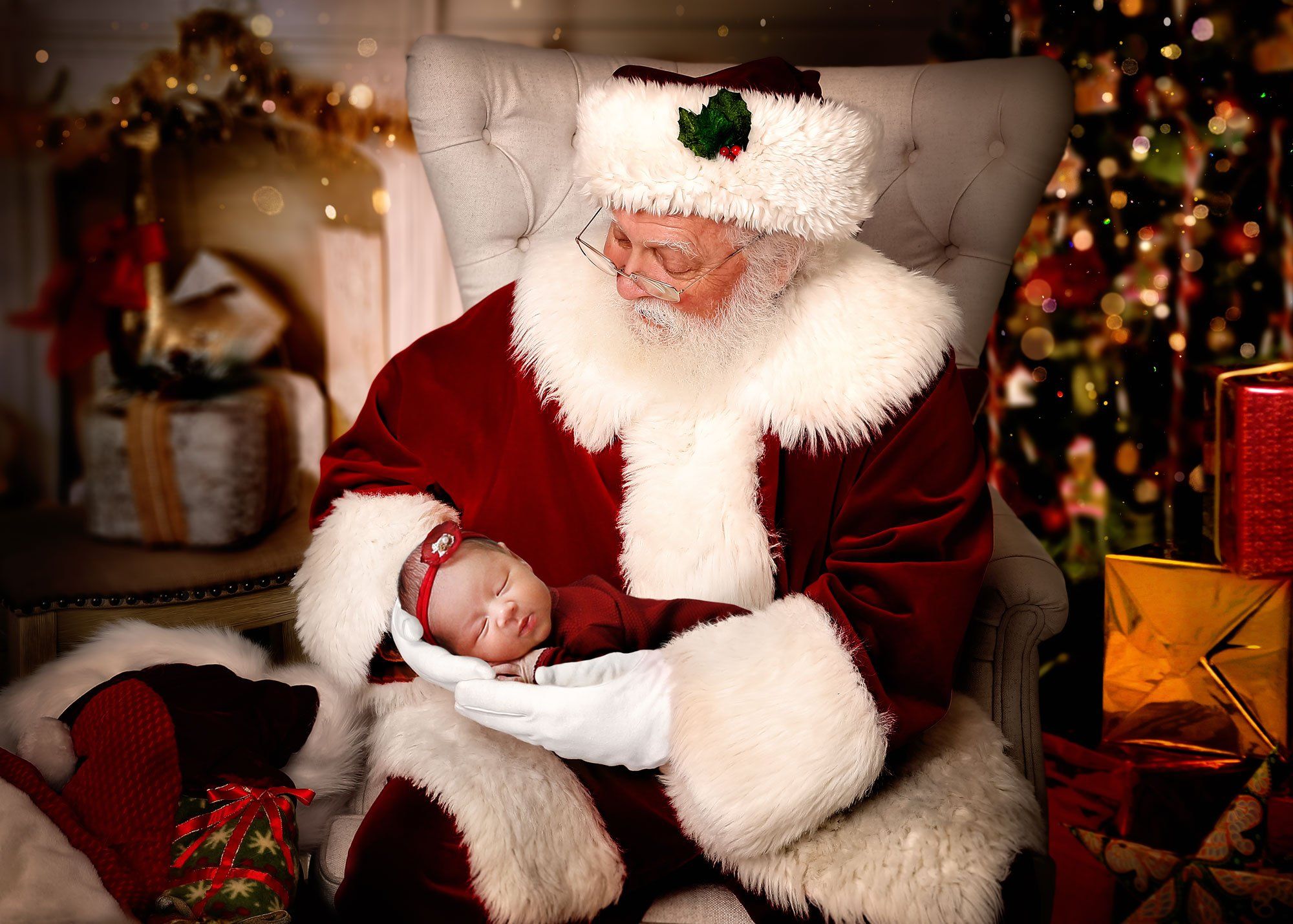 christmas baby photoshoot ideas sleeping santa